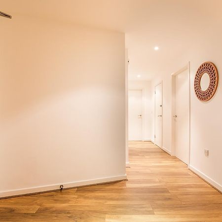 The Cathedral Suite Apartment With Love Your Stay Sheffield Buitenkant foto